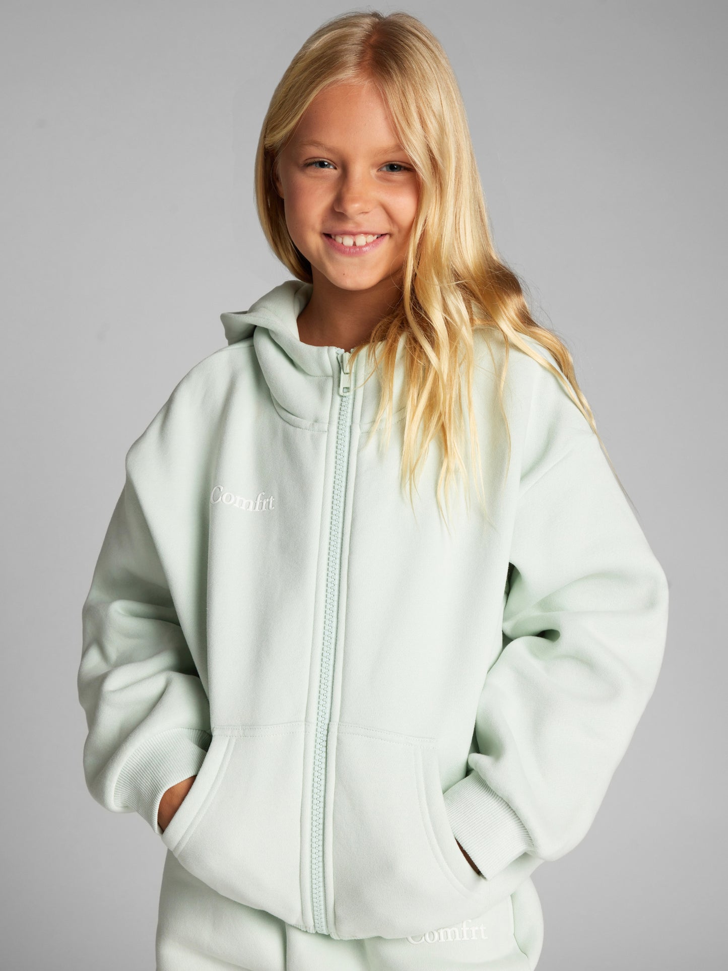 Pale Mint / Arina