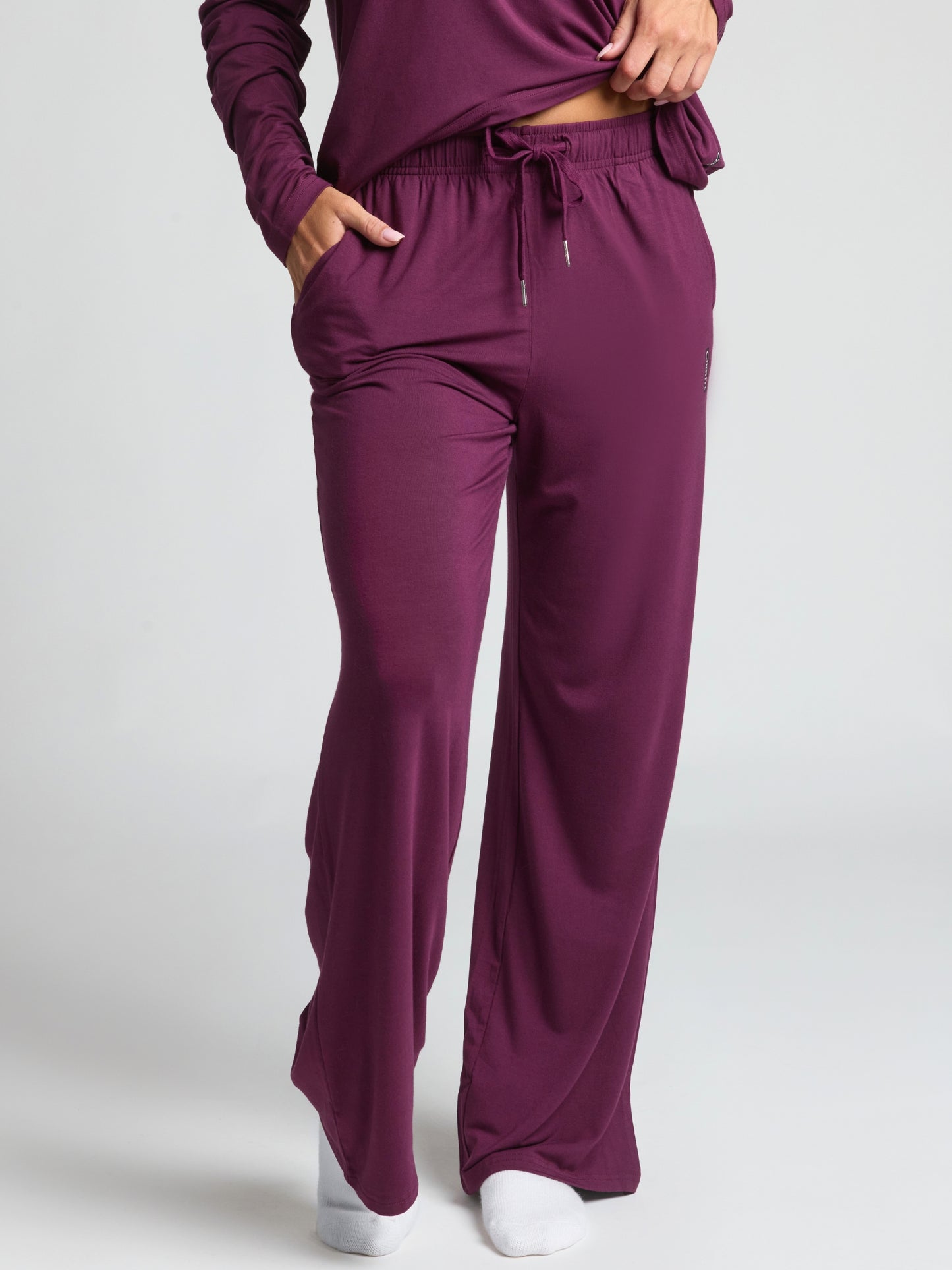 Plum / F