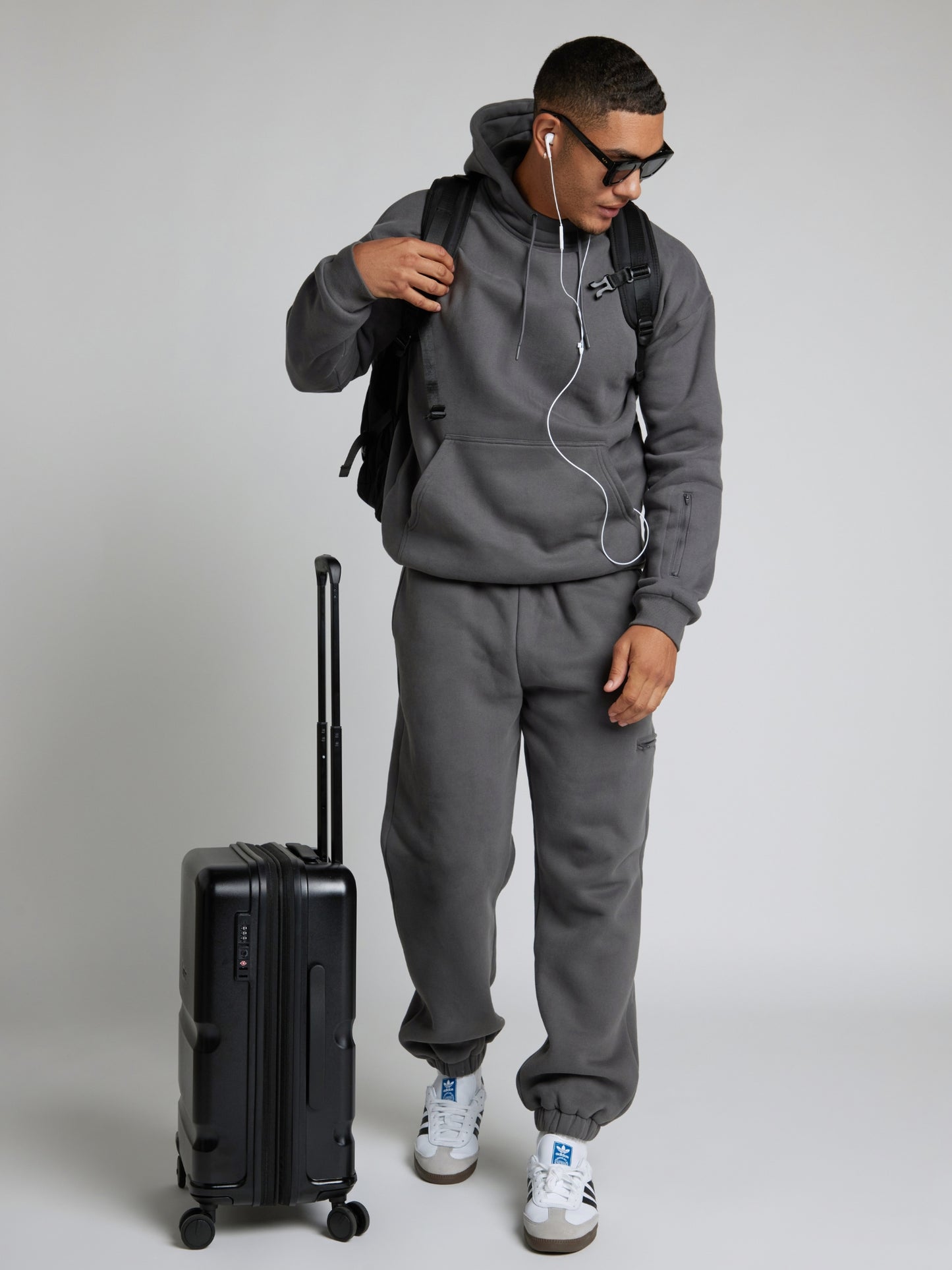 Steel Grey / M