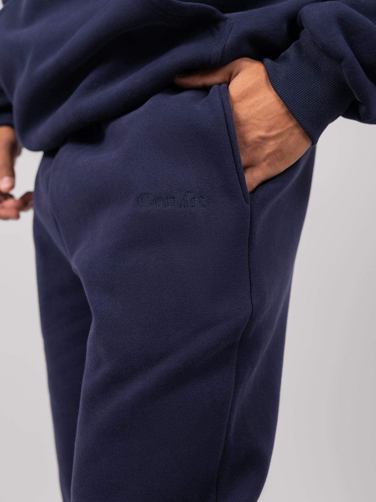Navy / M / Jared