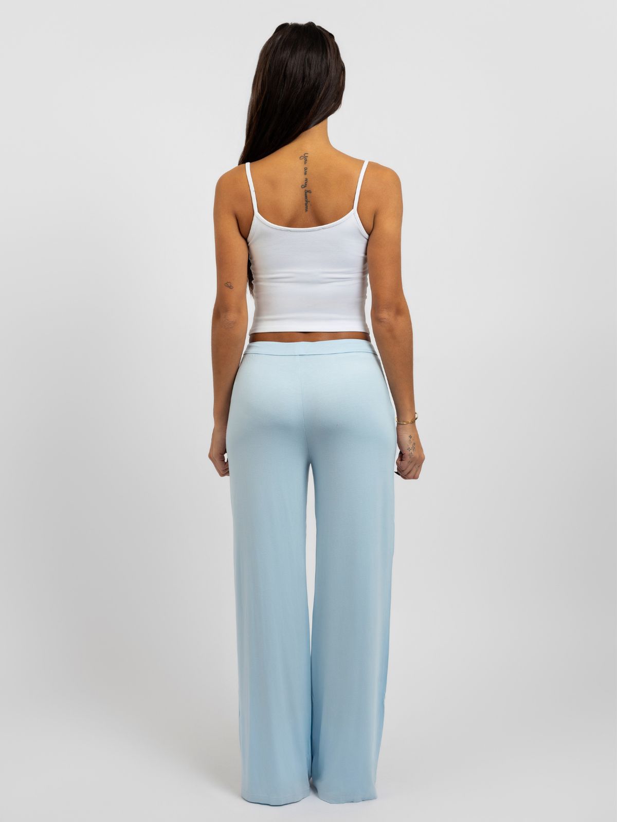 Baby Blue / F
