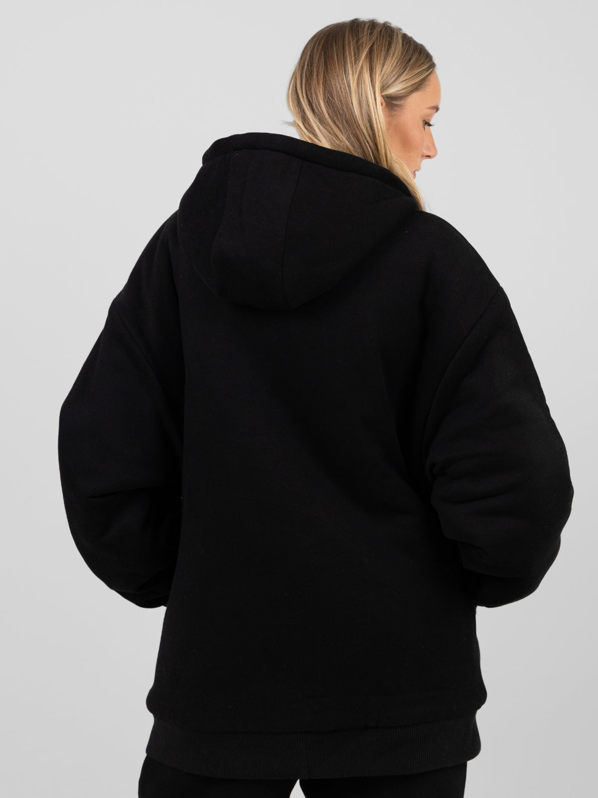 Onyx Black / F / Joscelin