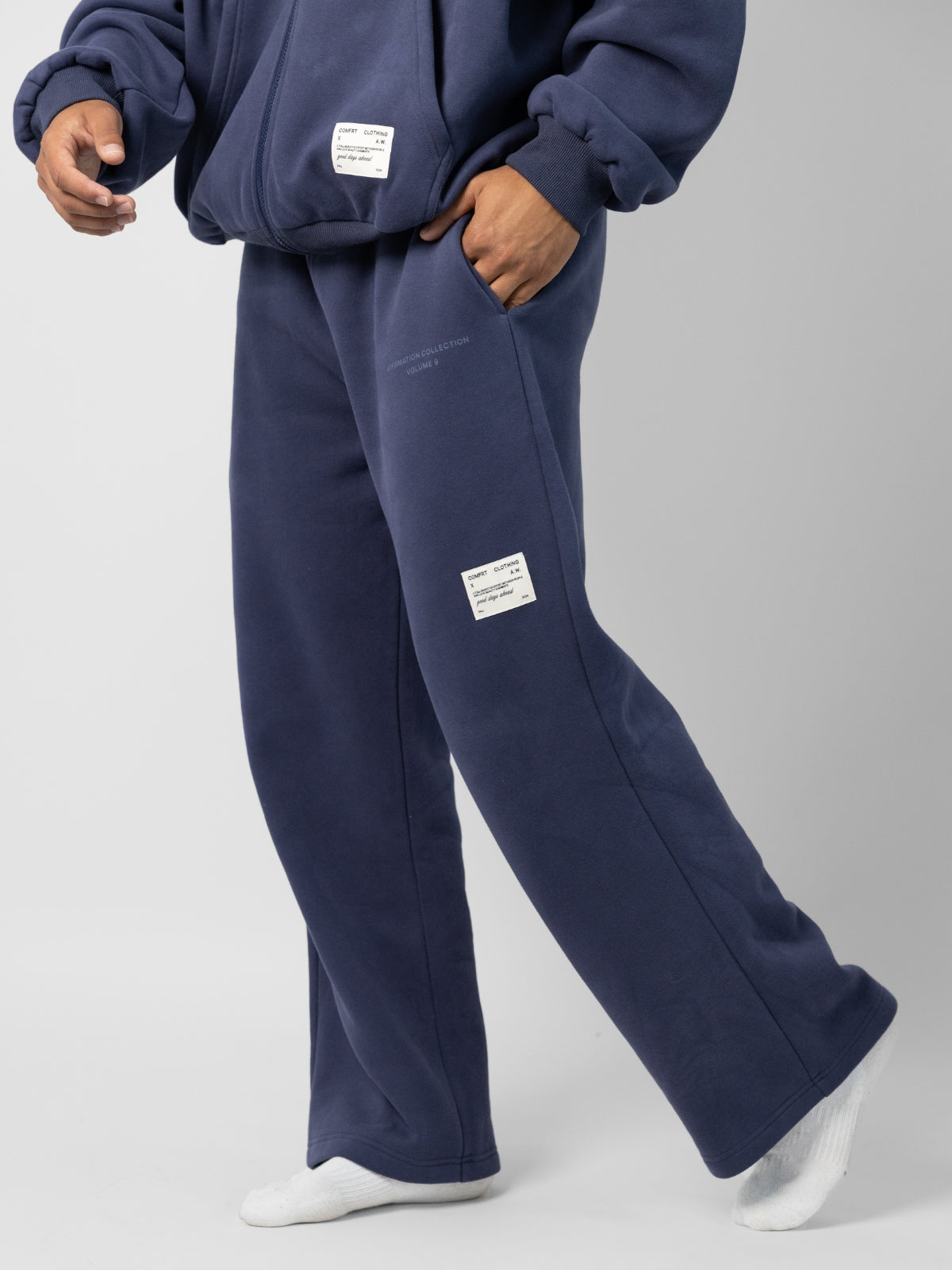 Midnight Blue / M