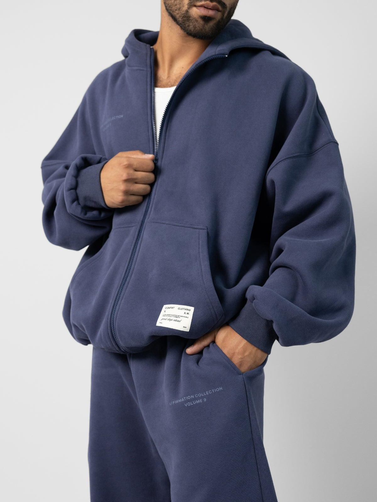 Midnight Blue / M