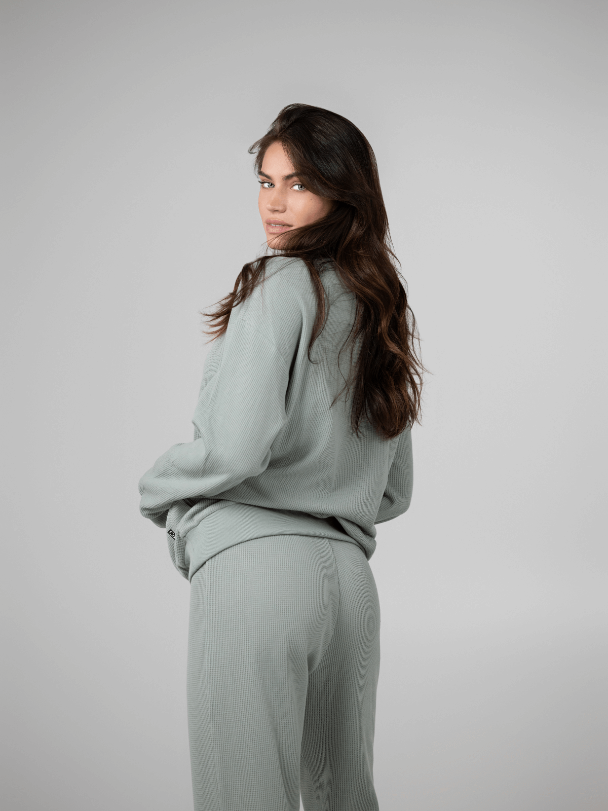 Sage Green / F