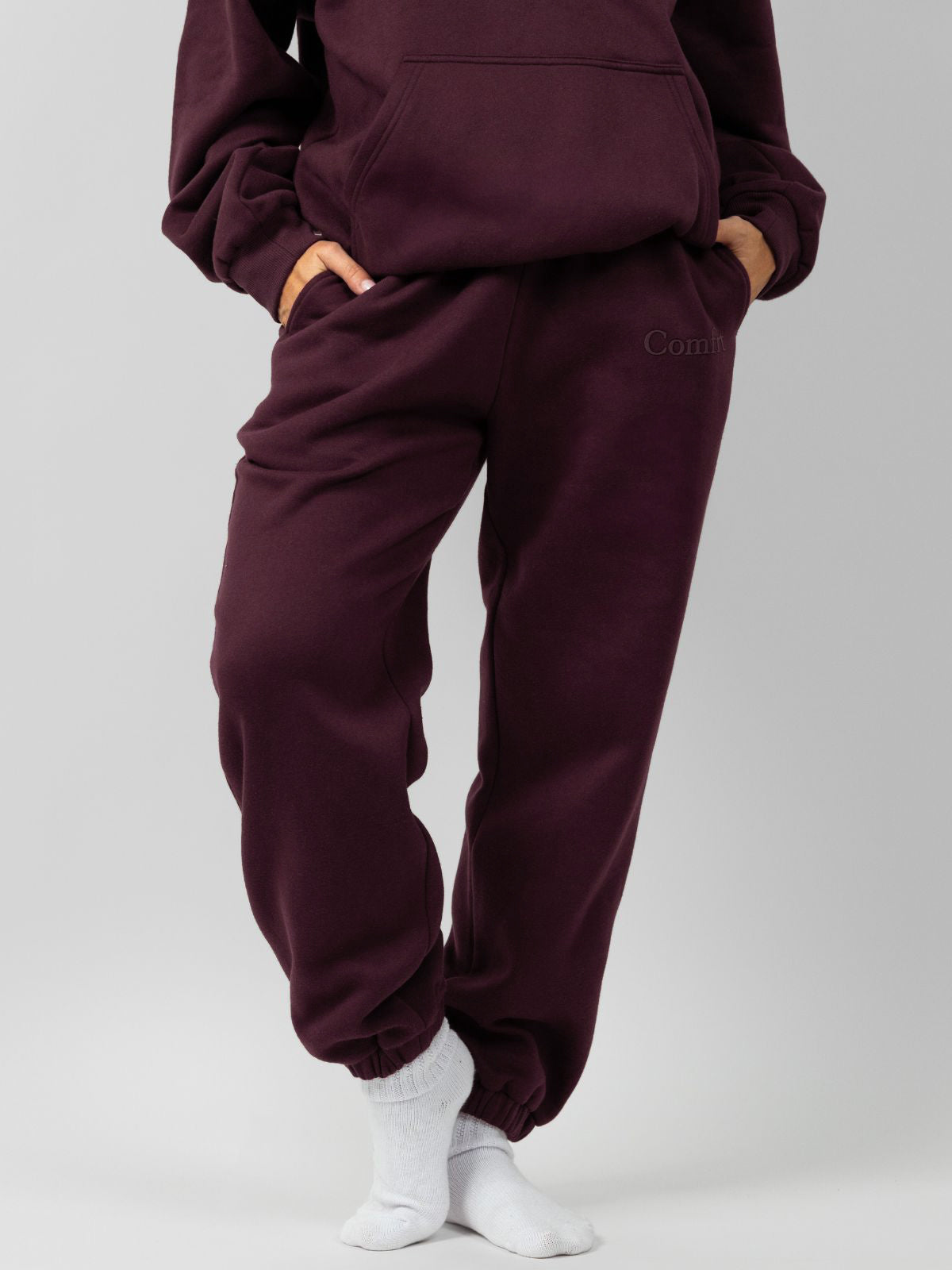 Maroon / F / Lauren