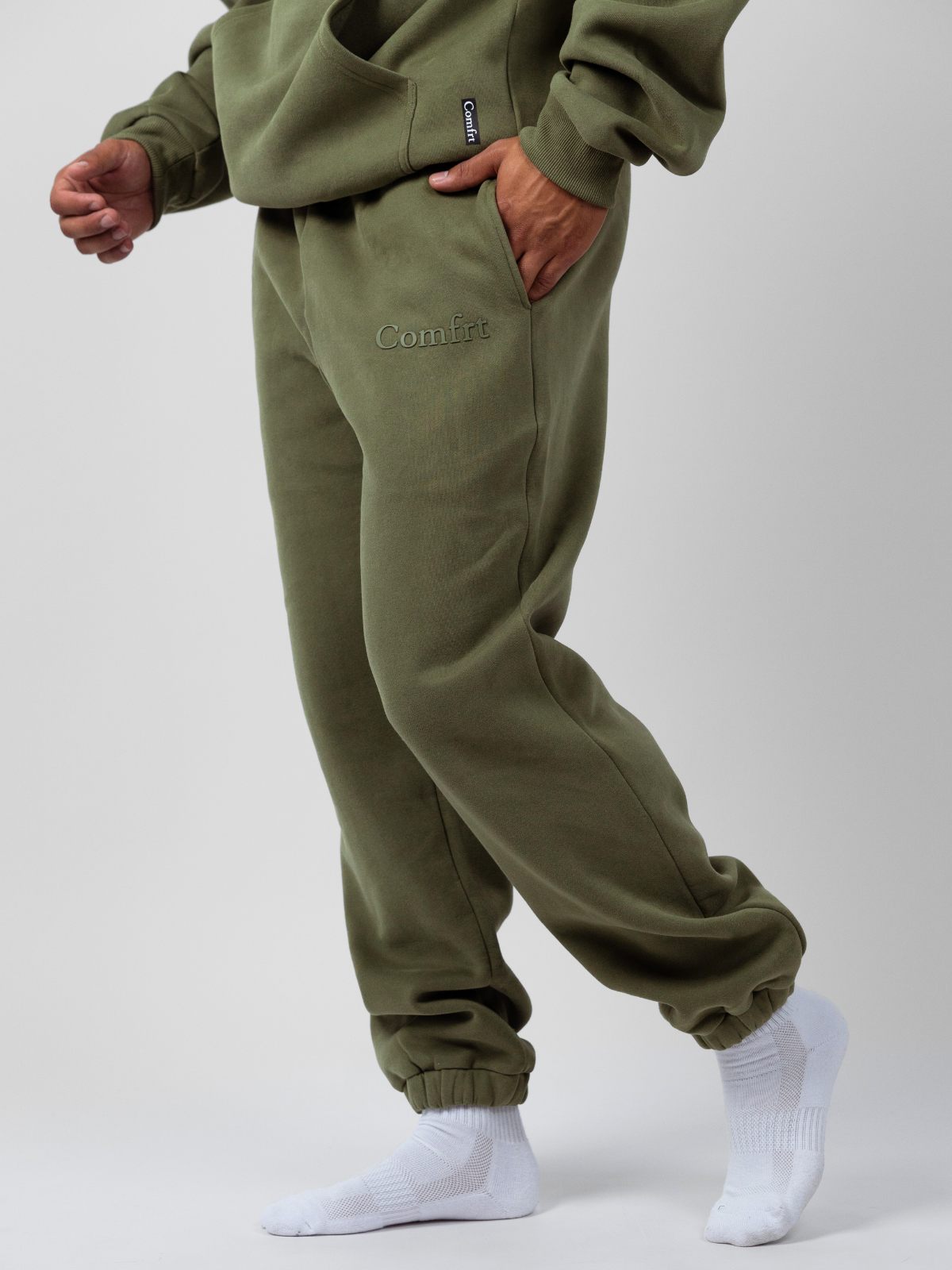 Olive / M