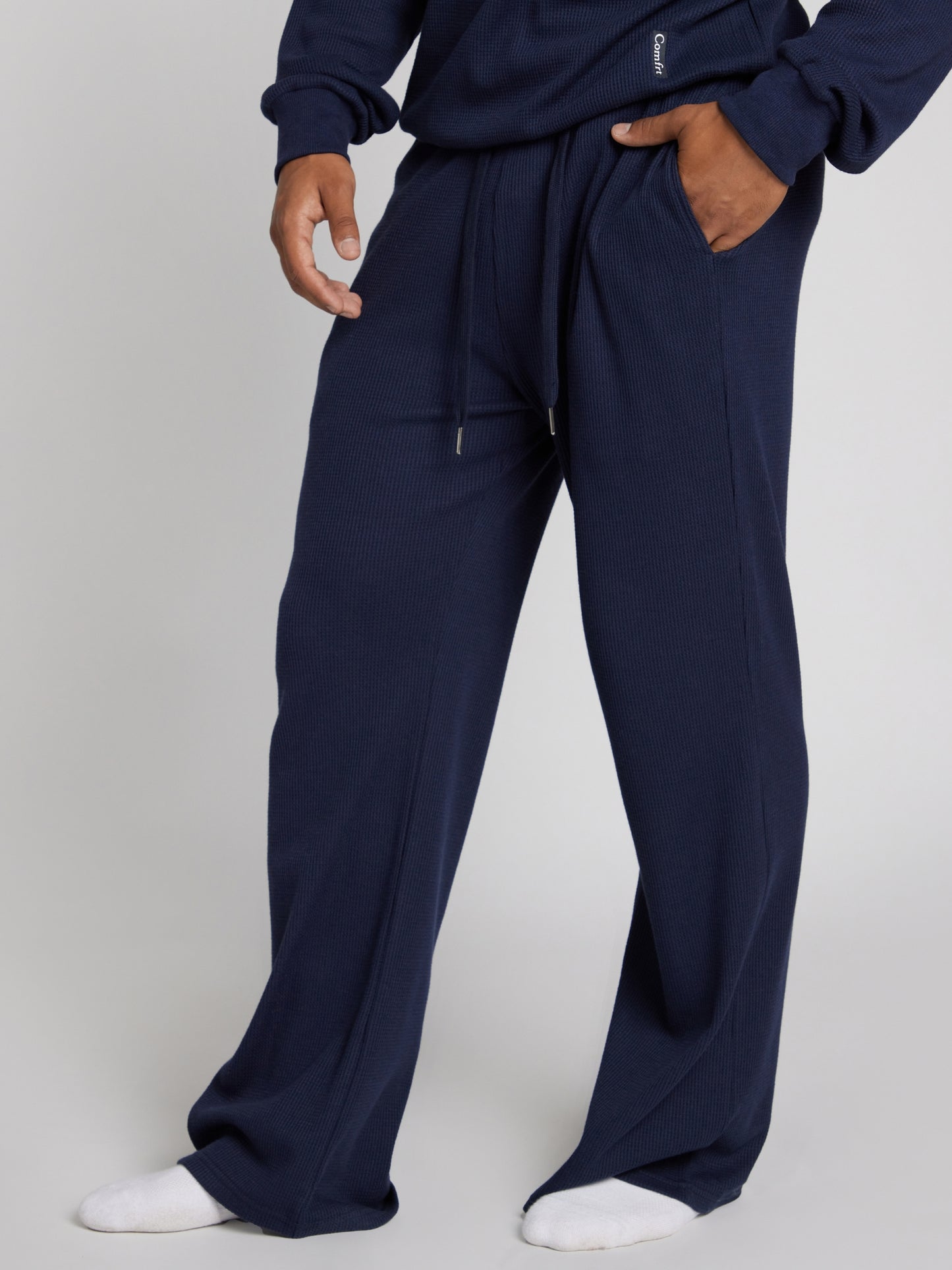 Navy / M