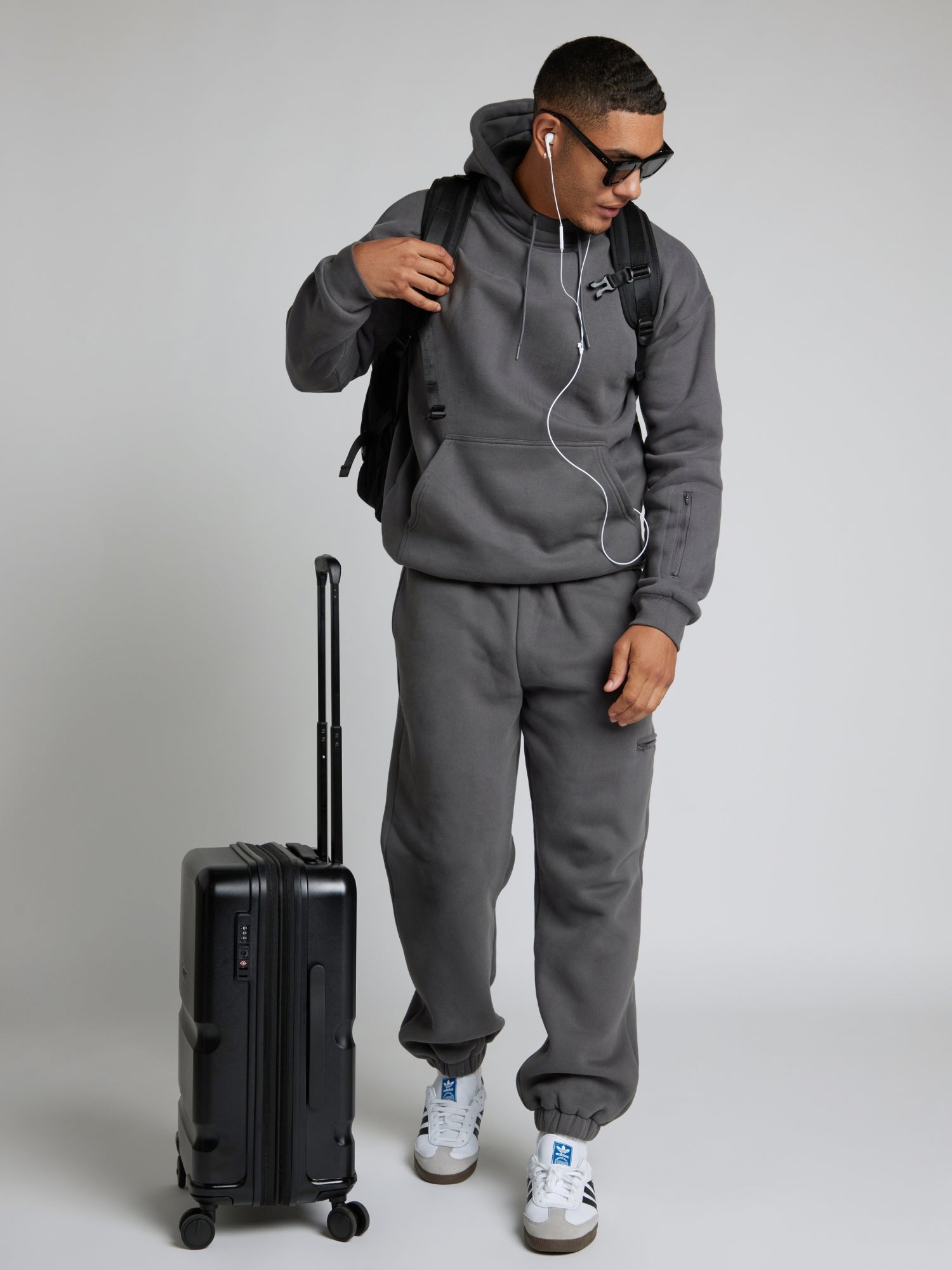Steel Grey / M