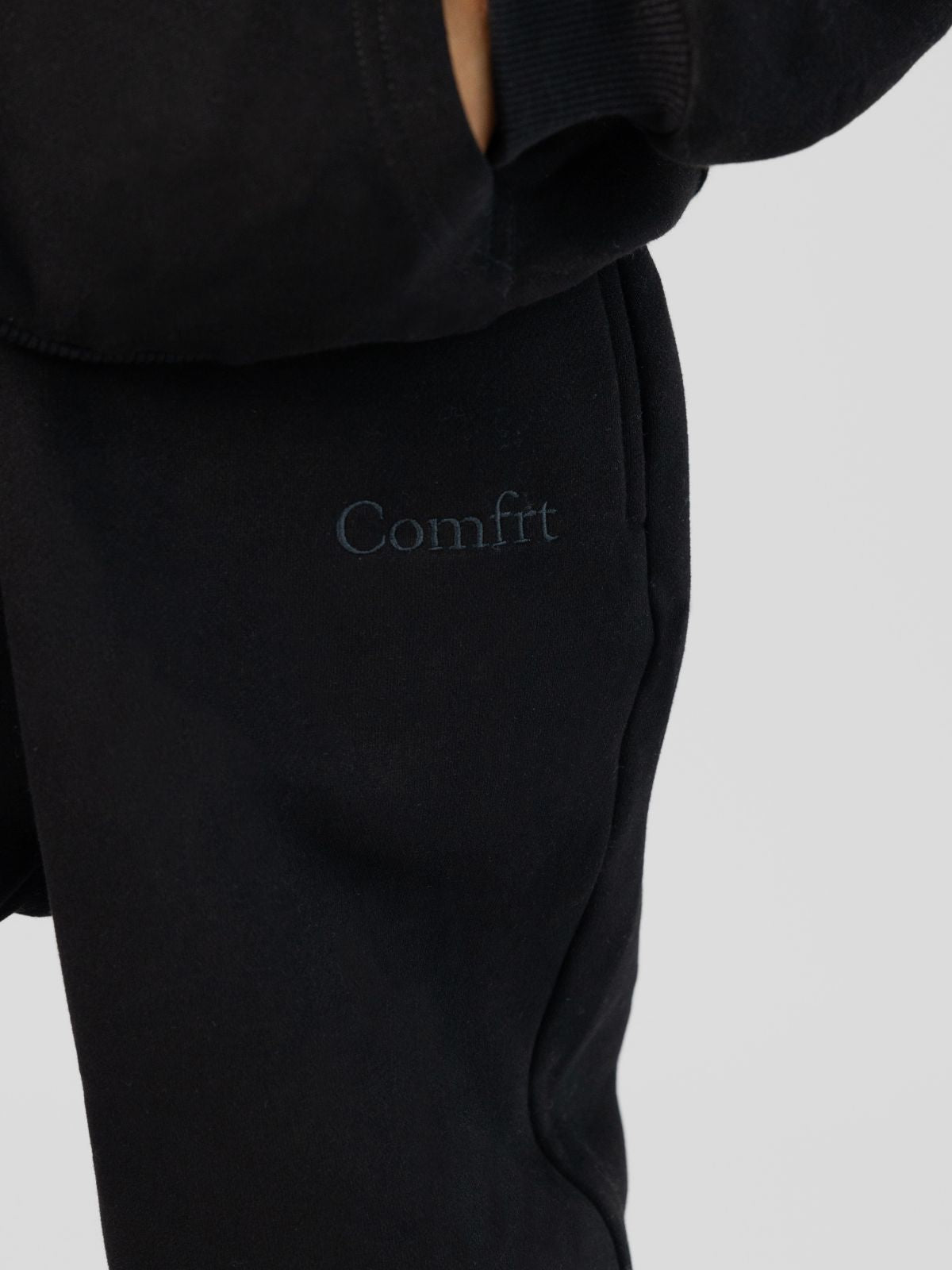 Onyx Black / Jaydn