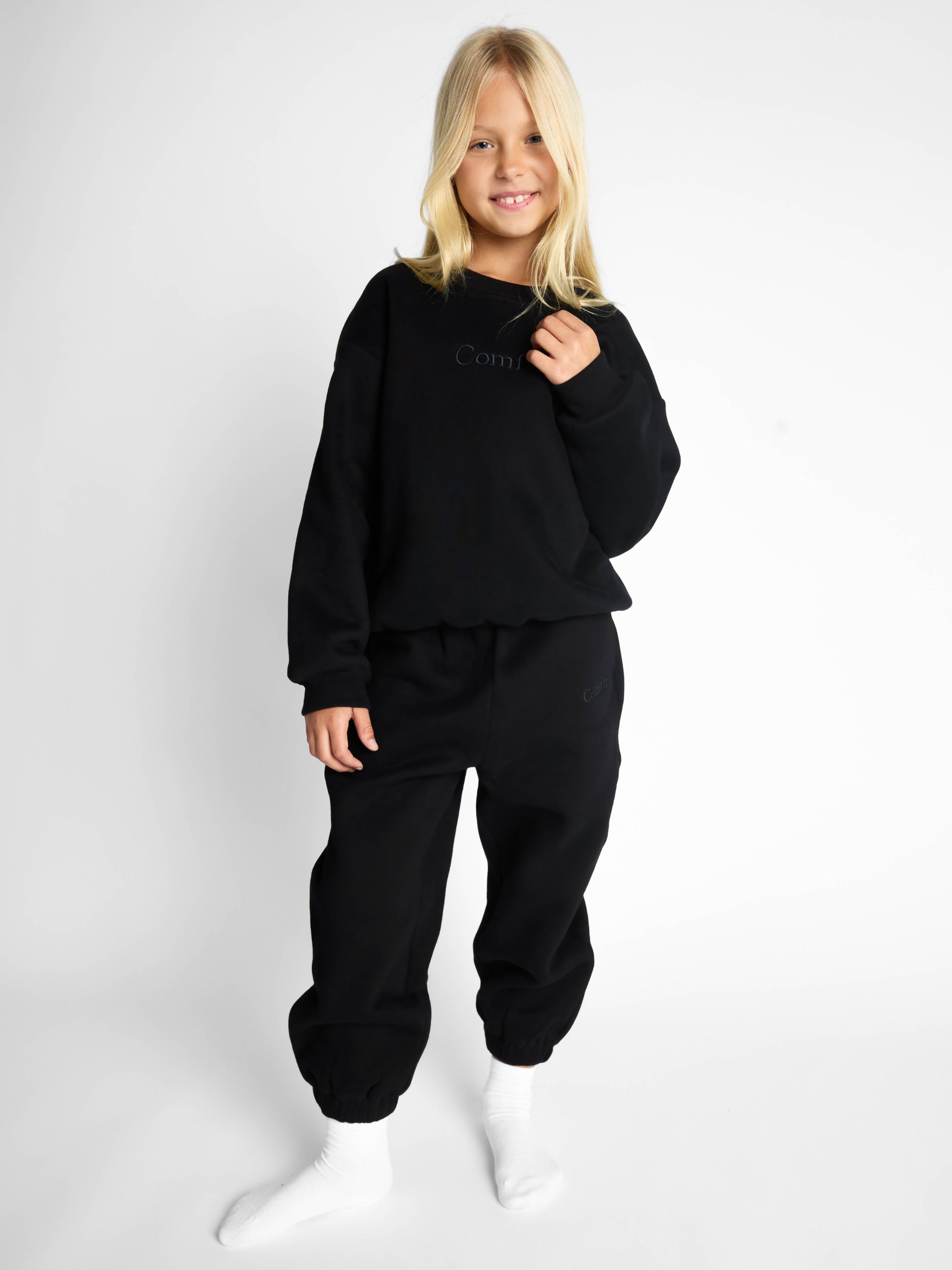 Onyx Black / Arina
