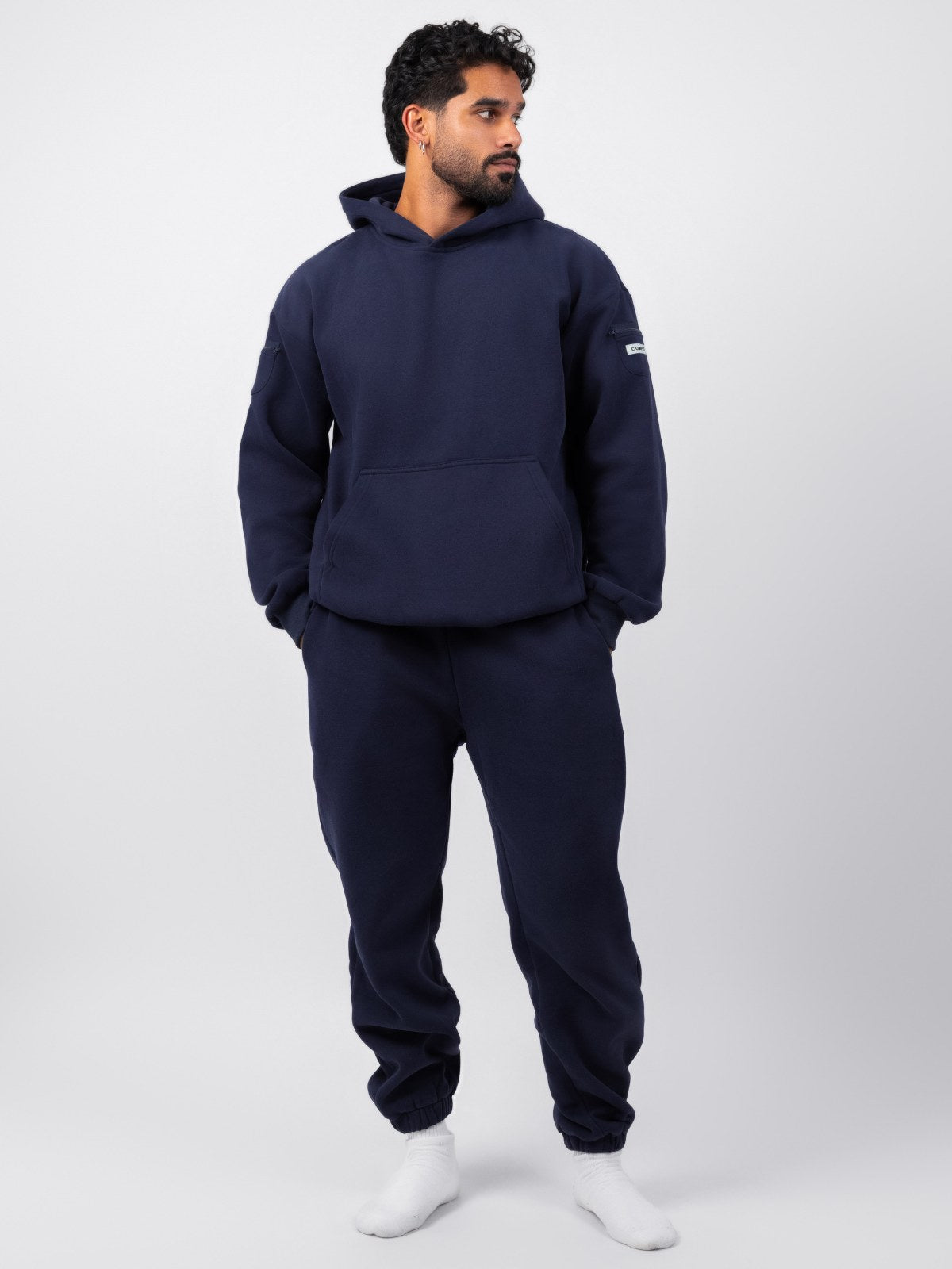 Navy / M / Jared