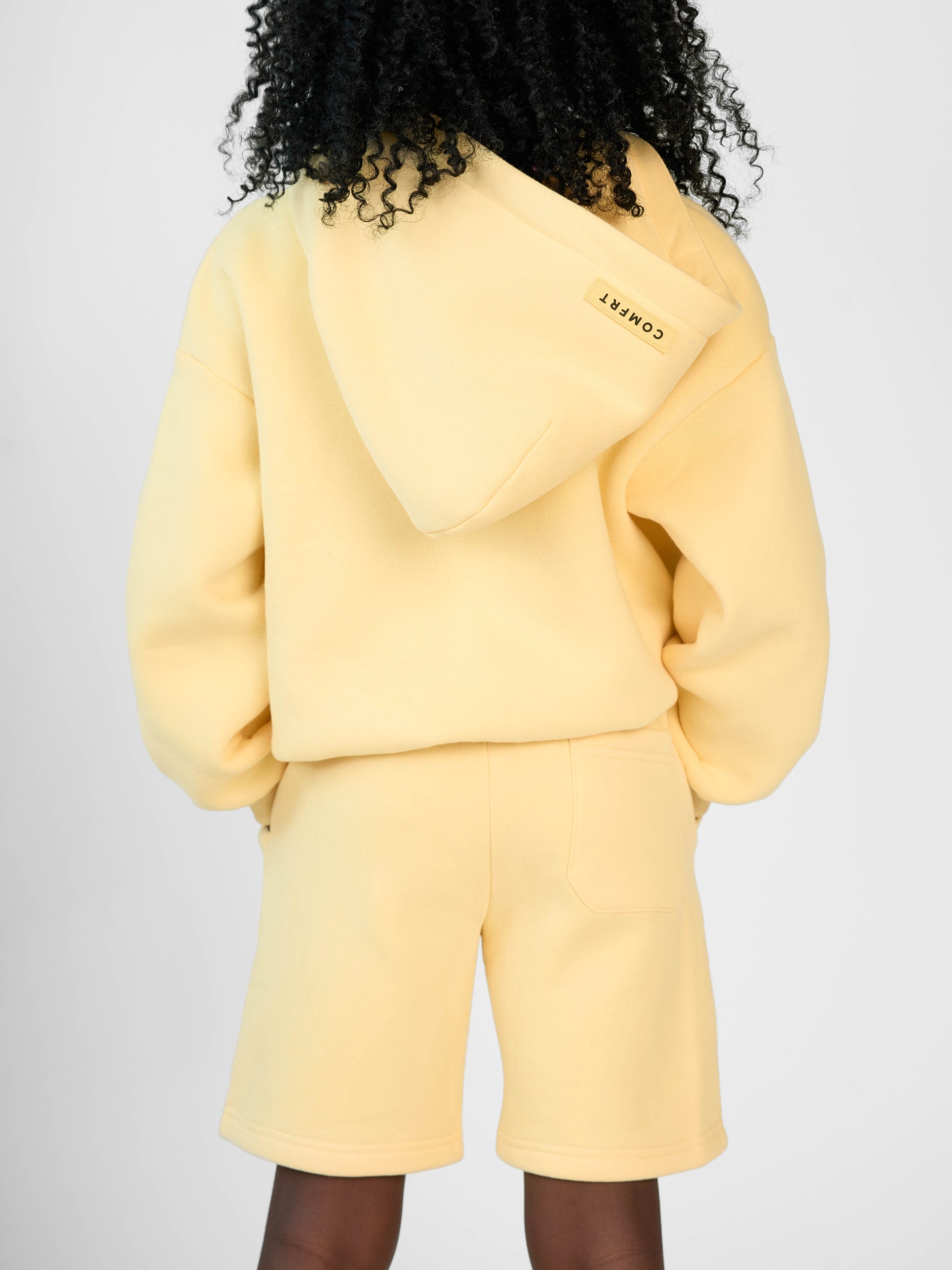 Canary / Hattie