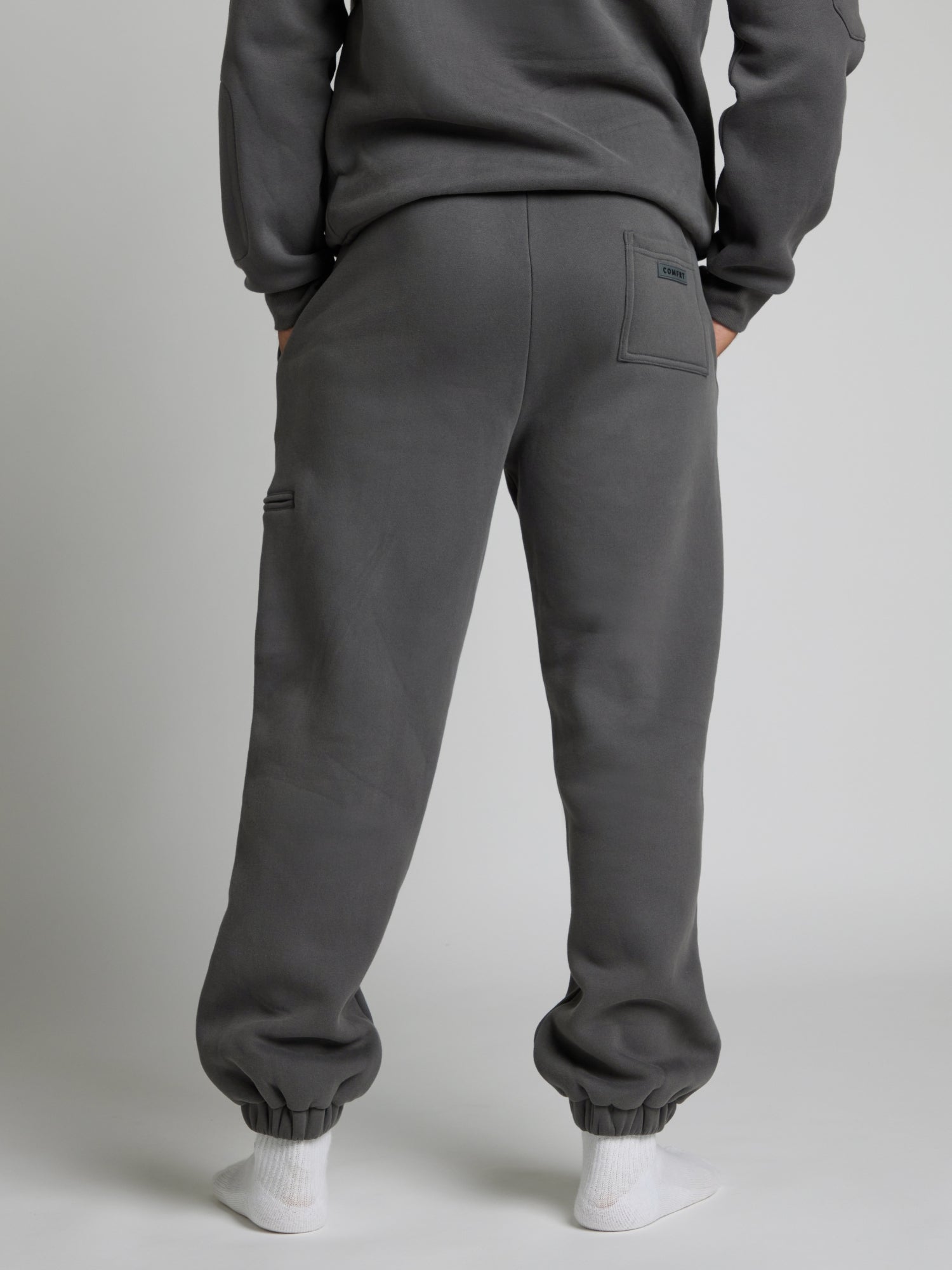 Steel Grey / M