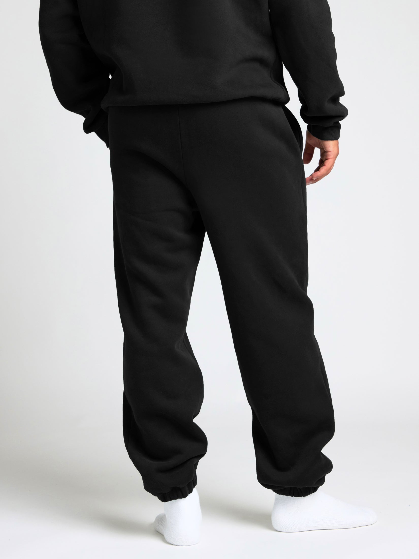 Onyx Black / M