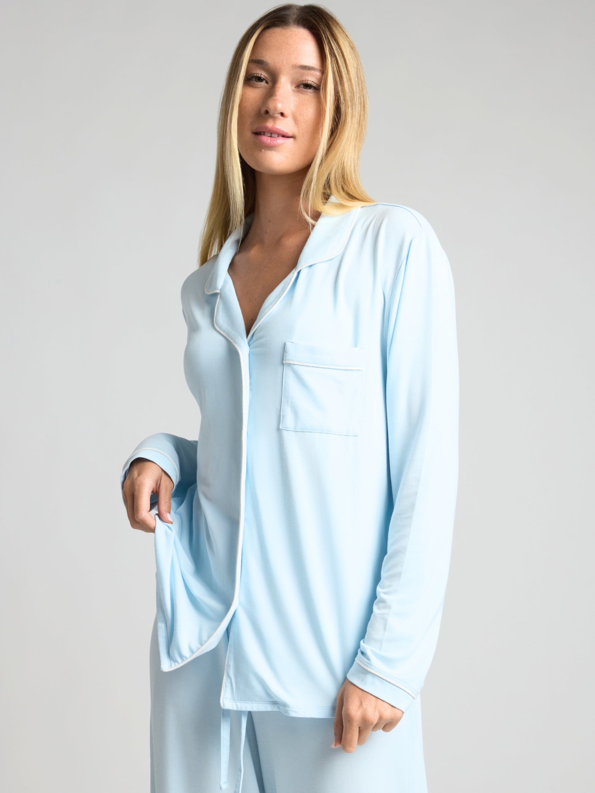Powder Blue / F