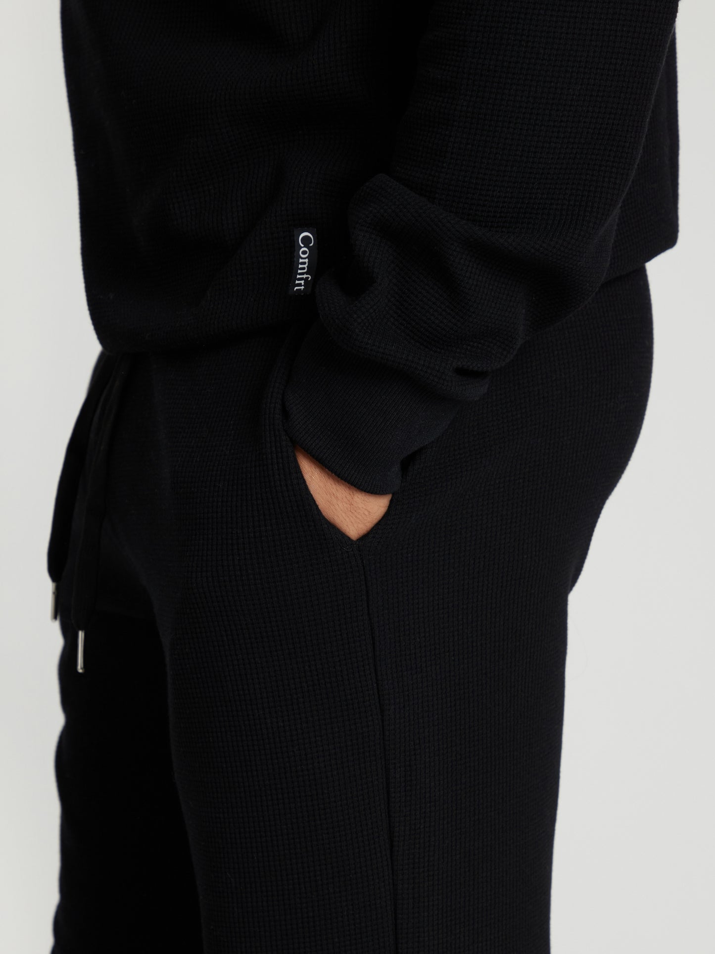 Onyx Black / M