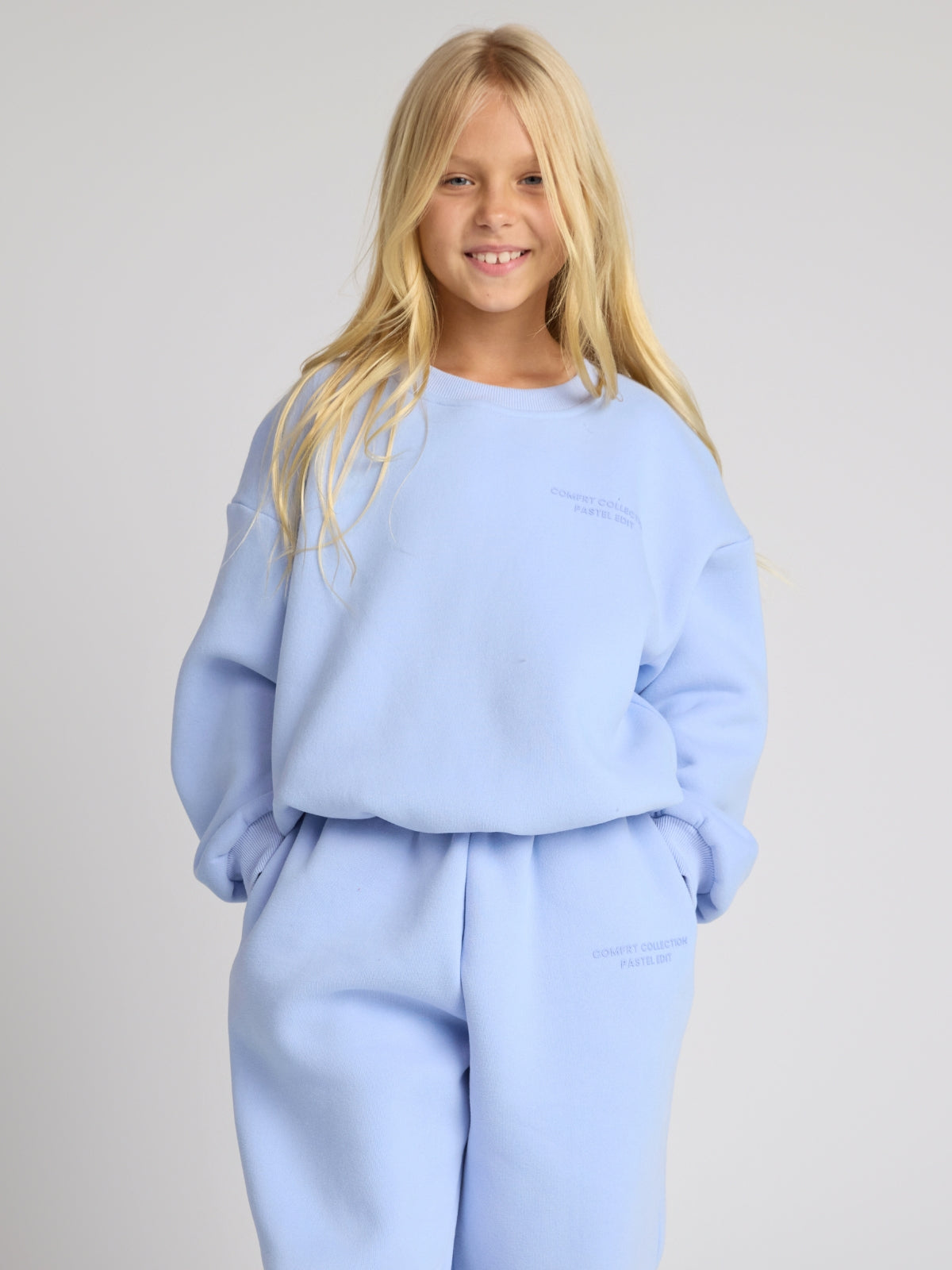 Periwinkle / Arina