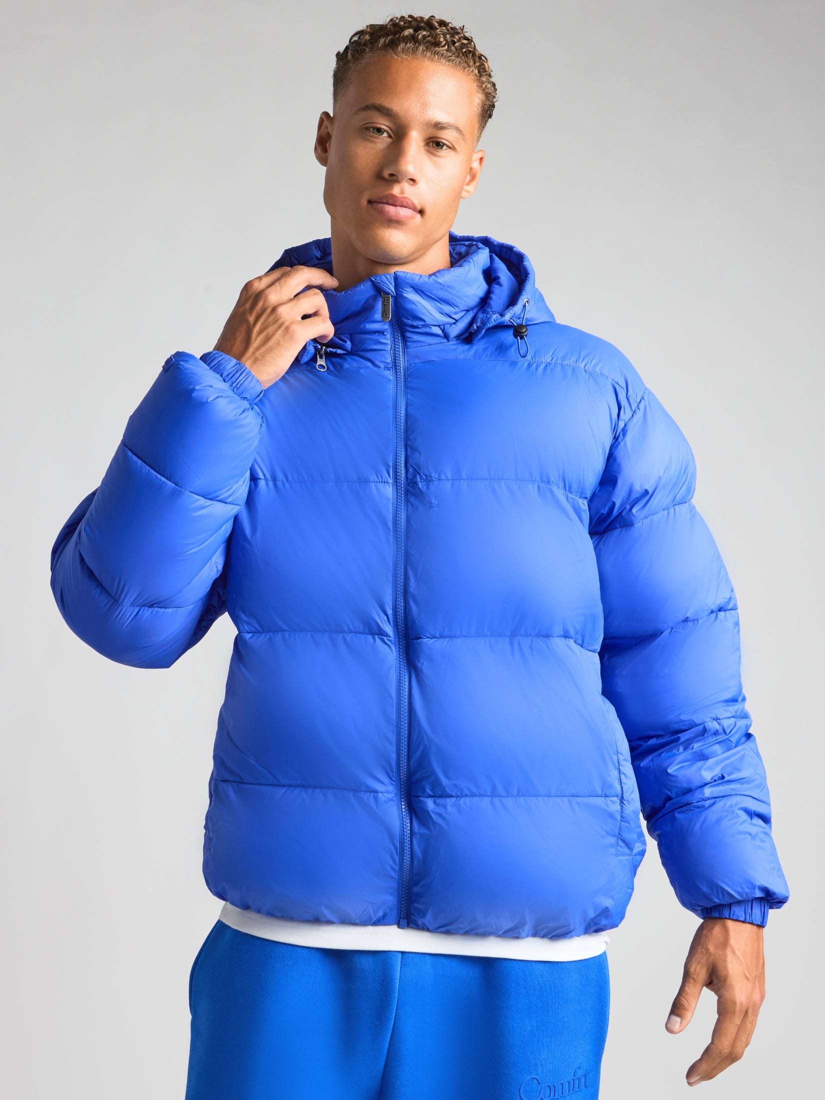 Electric Blue / M