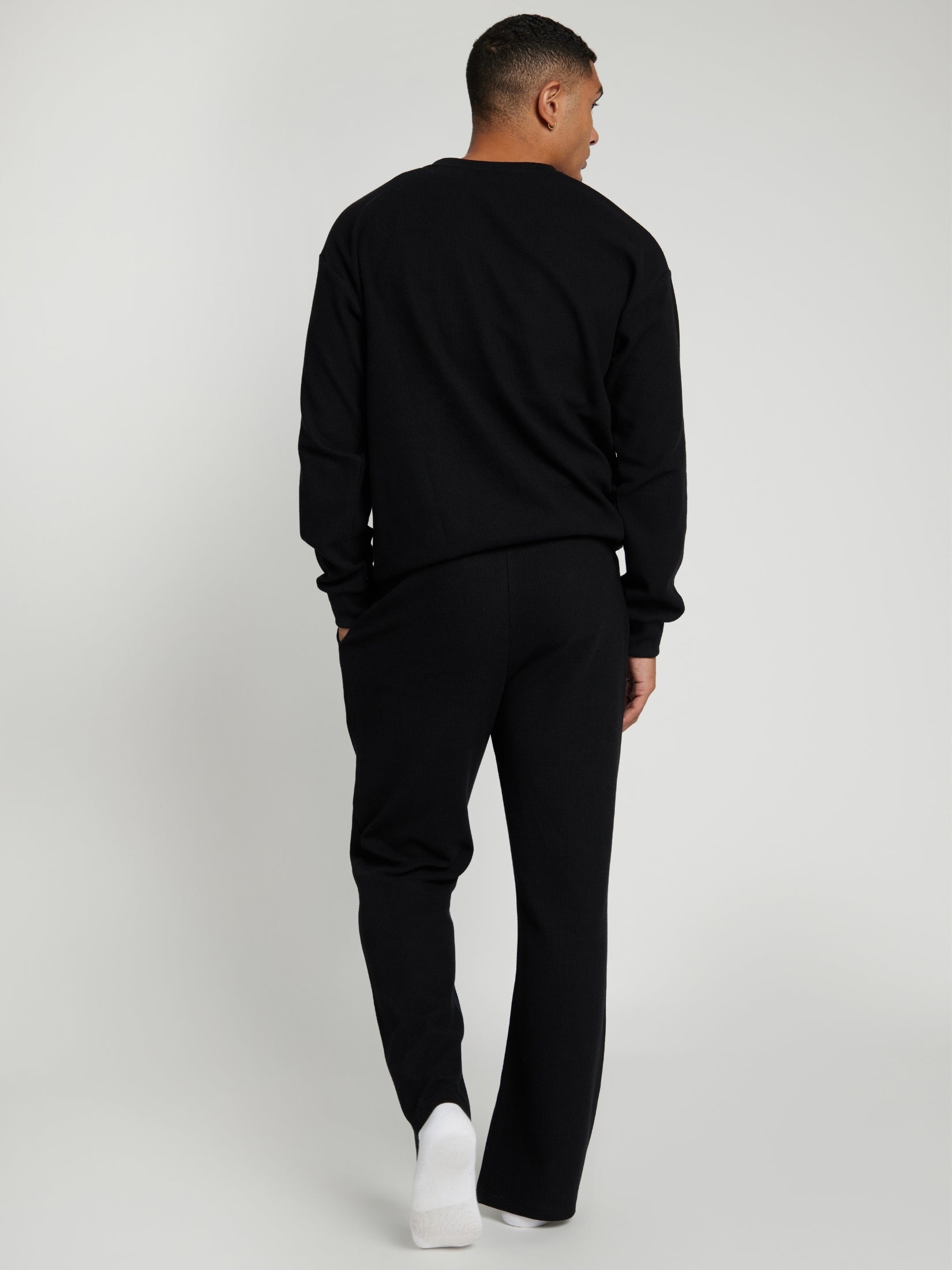 Onyx Black / M