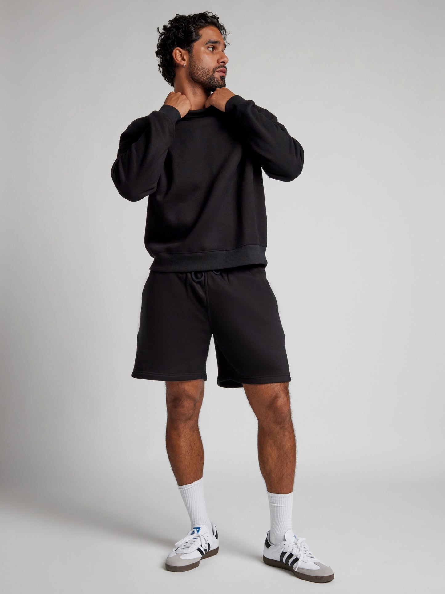 Onyx Black / M