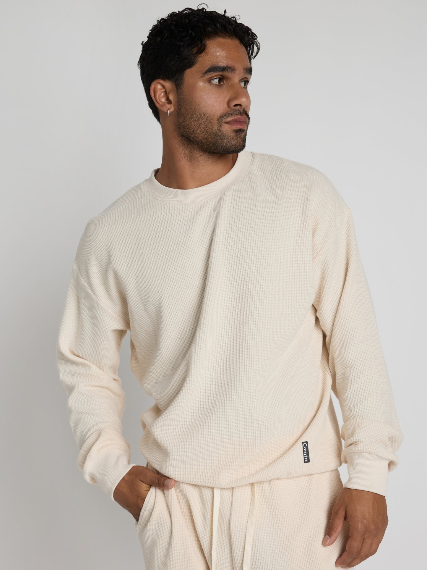 Ivory / M