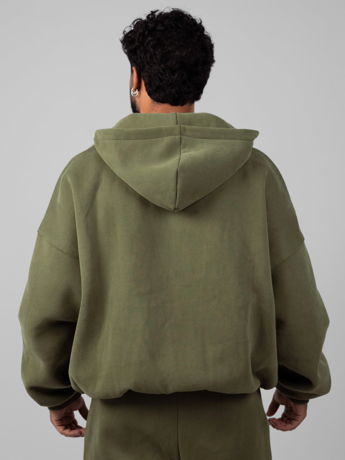 Olive / M / Jared