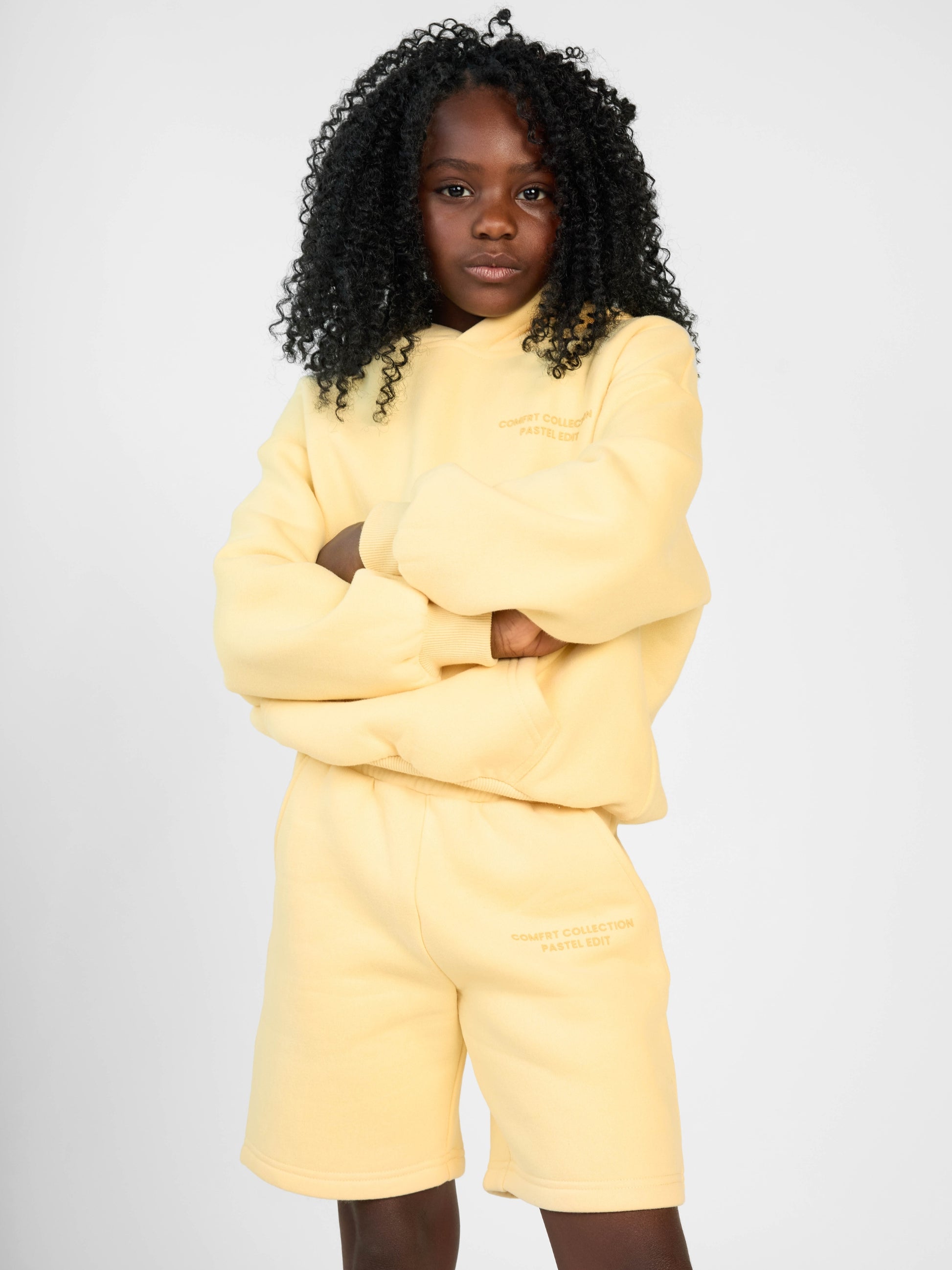 Canary / Hattie