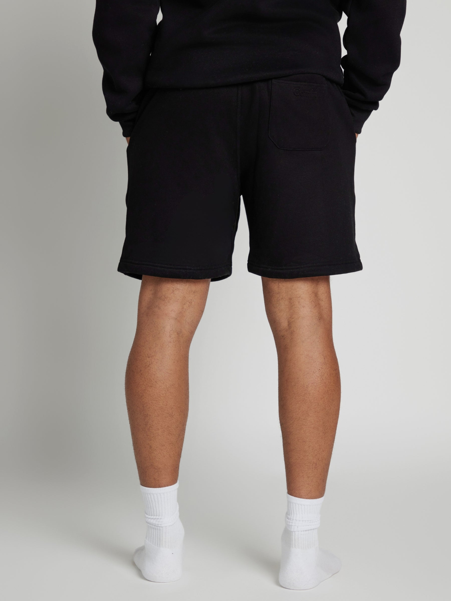 Onyx Black / M