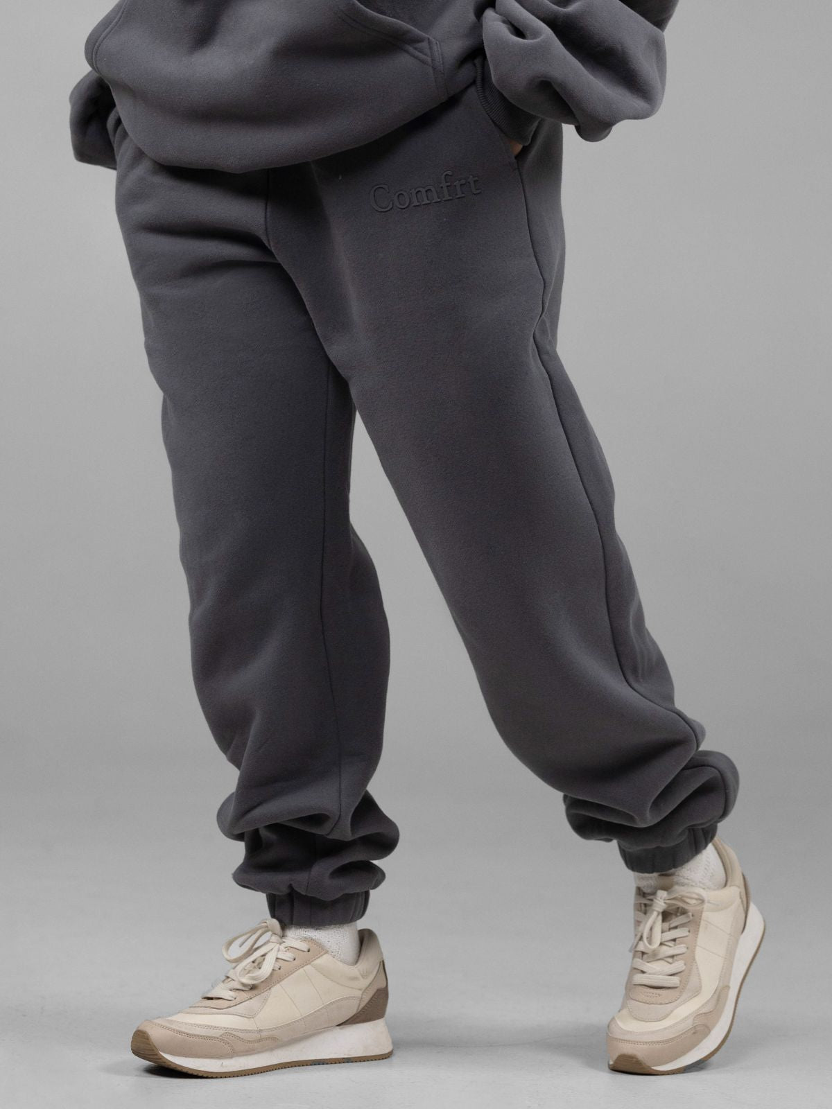 Steel Grey / F / M