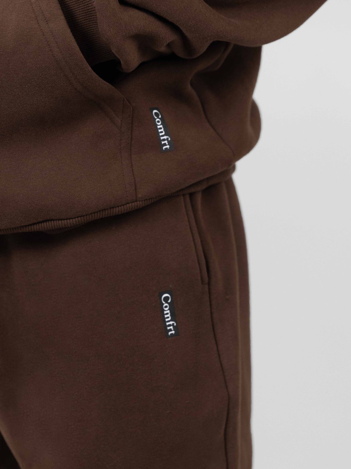 Walnut / M