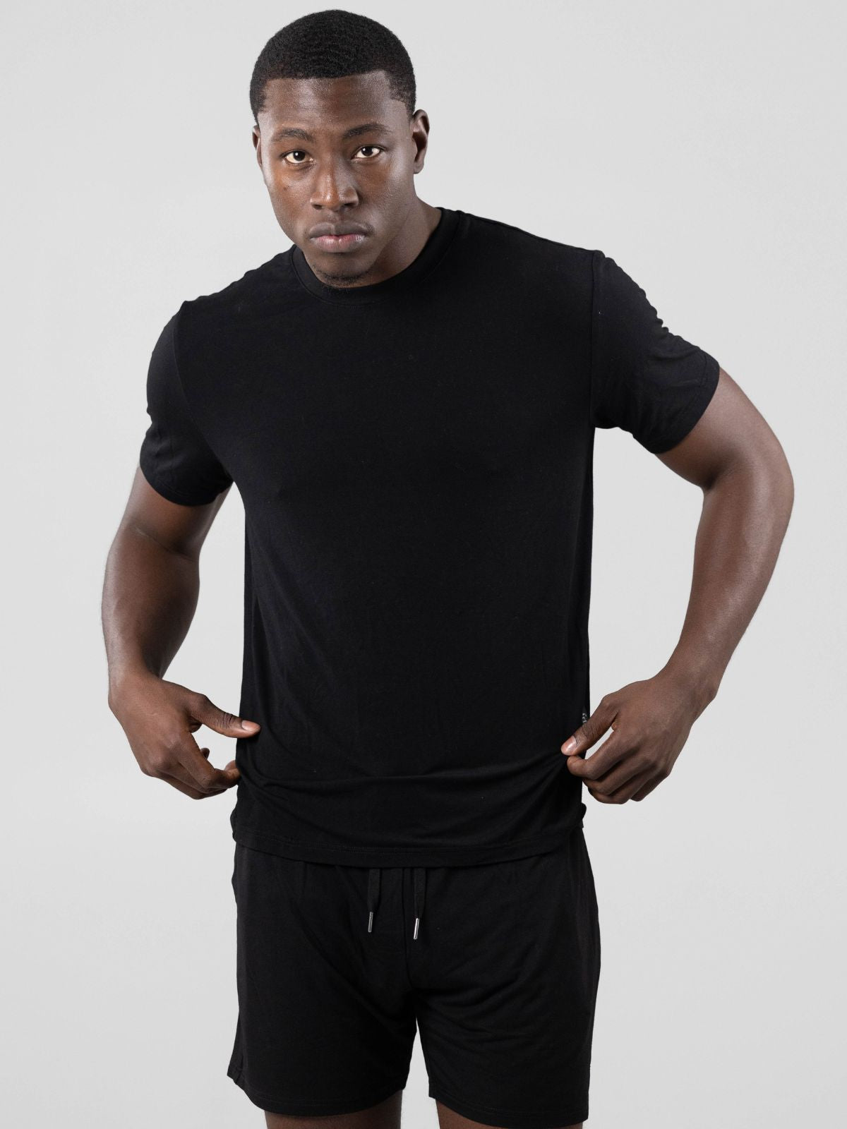 Onyx Black / M